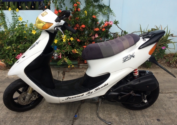 ป๊อป Honda ZX 35 ป๊อป Honda ZX 35
