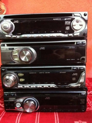 ขายเหมาวิทยุ JVC เล่น CD, MP3, AUX ใช้ได้ปกติ ทุกตัวรับปรักันครับ ขายถูกๆ 2900.-