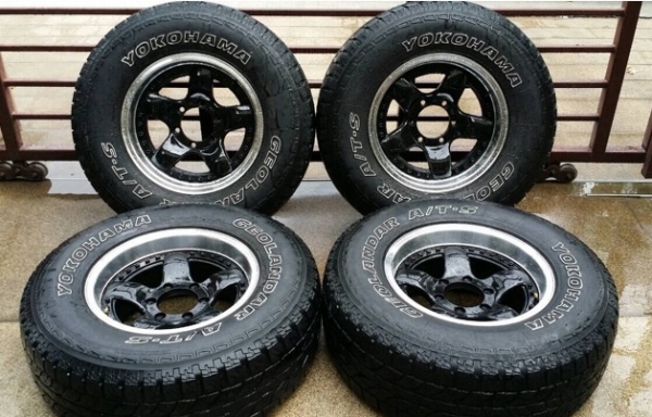 ล้อลาย Bradley ขอบ16 พร้อมยาง All Yokohama 265 70 16 ใส่หล่อๆดอกยังดีใช้อีกเป็นปีครับ