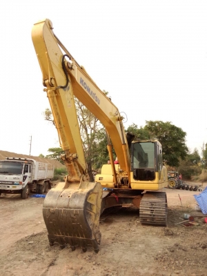 ขายด่วน Komatsu. Pc 200-7. เล่มทะเบียน