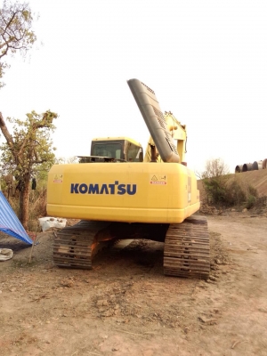 ขายด่วน Komatsu. Pc 200-7. เล่มทะเบียน