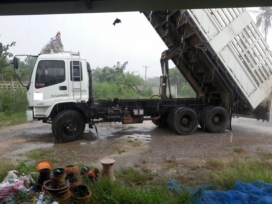 ขายสิบล้อยูโร2 270 สนใจติดต่อได้ที่ 089-9198420