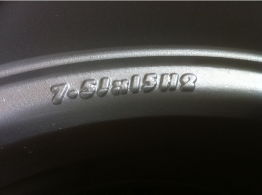 ล้อ volk monoblock ขอบ15 6รู139 กว้าง 7.5 นิ้ว สภาพสวย สีเงางาม ขอบหนาๆไม่มีซ่อม ใส่กระบะได้ทุกรุ่น ล้อ volk monoblock ขอบ15 6รู139 กว้าง 7.5 นิ้ว สภาพสวย สีเงางาม ขอบหนาๆไม่มีซ่อม ใส่กระบะได้ทุกรุ่น