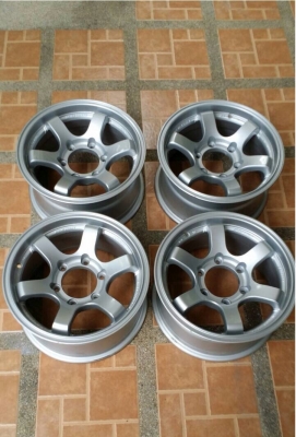 ล้อ volk monoblock ขอบ15 6รู139 กว้าง 7.5 นิ้ว สภาพสวย สีเงางาม ขอบหนาๆไม่มีซ่อม ใส่กระบะได้ทุกรุ่น ล้อ volk monoblock ขอบ15 6รู139 กว้าง 7.5 นิ้ว สภาพสวย สีเงางาม ขอบหนาๆไม่มีซ่อม ใส่กระบะได้ทุกรุ่น