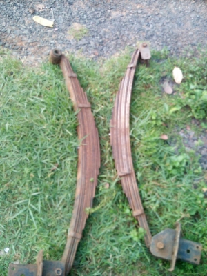 แหนบหน้า NKR