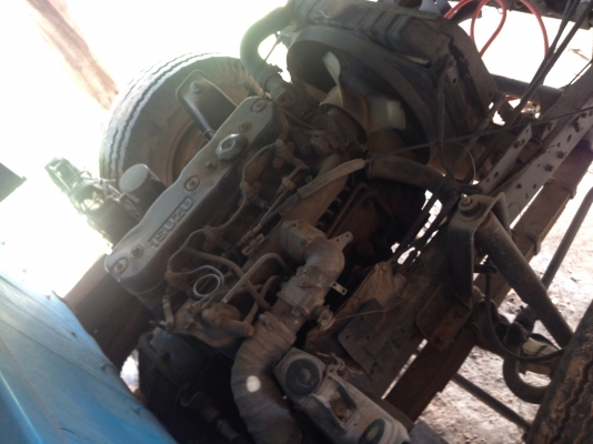 ขายหกล้อ ISUZU-KS26 มีภาพวีดีโอ เครื่อง 110 แแรงม้า ราคา 198,000 บาท หัวยกได้ กระบะยาว 4.30 ม เฟืองท