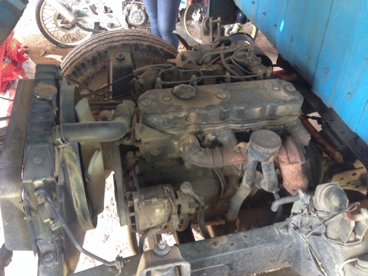 ขายหกล้อ ISUZU-KS26 มีภาพวีดีโอ เครื่อง 110 แแรงม้า ราคา 198,000 บาท หัวยกได้ กระบะยาว 4.30 ม เฟืองท