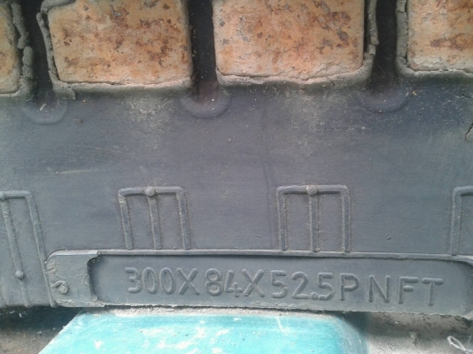 แทรคยางติดรถ จากญี่ปุ่น รุ่น KOBOTA