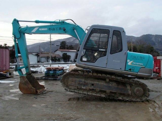 รถแบคโฮเก่านอก sk 100 มารค์ไฟท์ super สนใจโทรสอบถามได้ครับยินดีรับสายทุกท่านจร้า 092-3309229 อี๊ด สองห้อง