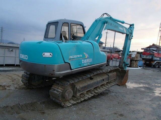 รถแบคโฮเก่านอก sk 100 มารค์ไฟท์ super สนใจโทรสอบถามได้ครับยินดีรับสายทุกท่านจร้า 092-3309229 อี๊ด สองห้อง