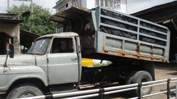 ISUZU TX หน้ายาว6ล้อดั๊ม เครื่อง120แรง เบรคทิฟฟี่ รถพร้อมใช้ ทะเบียนพร้อมโอน ราคาถูก