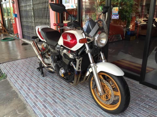 ธารนนทบุรี//ขาย HONDA CB 1300 ปี 98 สภาพนางฟ้า ระบบเครื่องระบบไฟสมบูรณ์ทุกจุด ราคา 99,000 บาท อินวอยท์+สรรพสามิต