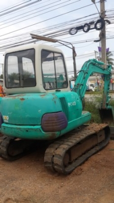 ขายรถเก่านอก pc 40-7 มีหัวเก๋ง สนใจโทรสอบถาม 092-3309229 อี๊ด สองห้อง