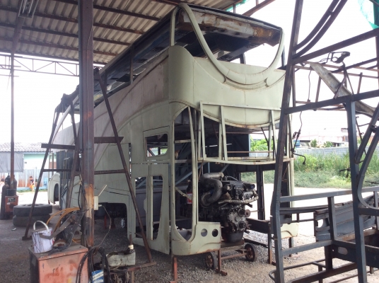 ขายบัส10ล้อ เครื่องนิสสันgeคอมมอนเรล ช่างล่างนิสสัน