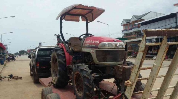 ขายรถยันม้าร์ 35 แรง มาจากไร้มันยังกับไม่ถึงบ้านไครสนใจรีบจองเลยคับ ราคา 185000 บาท สอบถาม ได้ที่เบอร์ 0813655997 อำพร พาเจริญ ขายรถยันม้าร์ 35 แรง มาจากไร้มันยังกับไม่ถึงบ้านไครสนใจรีบจองเลยคับ ราคา 185000 บาท สอบถาม ได้ที่เบอร์ 0813655997 อำพร พาเจริญ