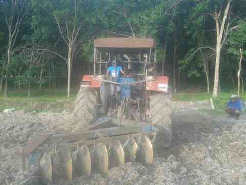 ขายรถไถ FORD 7610 2 เพลา ใบมีด 7 จาน ไม่มีเอกสาร ราคา 350000