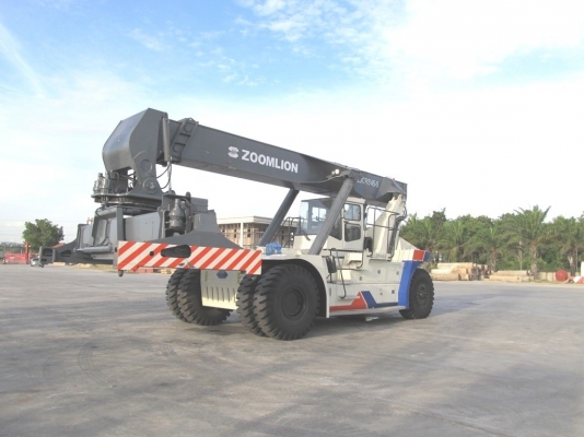 ขายรถคีปตู้ ZOOMLION ZL-REACH STACKER ราคา 13000000 ขายรถคีปตู้ ZOOMLION ZL-REACH STACKER ราคา 13000000
