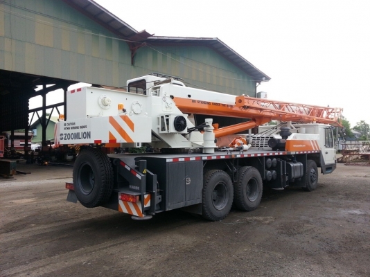 ขายรถเครน ZOOMLION QY16H 16 ตัน รับประกัน 2 ปี ขายรถเครน ZOOMLION QY16H 16 ตัน รับประกัน 2 ปี