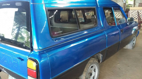 MAZDA   หลังคาไฟเบ้อติดแก๊สสวยๆๆพร้อมใช้ราคา 55000 098-539-6074 090-772-3710