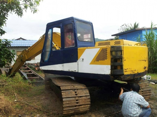 KOBELCO  sk 045-2พร้อมใช้ราคา 500,000 090-772-3710 098-539-6074