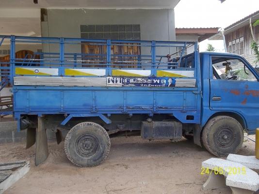 ขาย 80000  บาท 4ล้อกลาง  74 แรง เอกสารพร้อมโอน