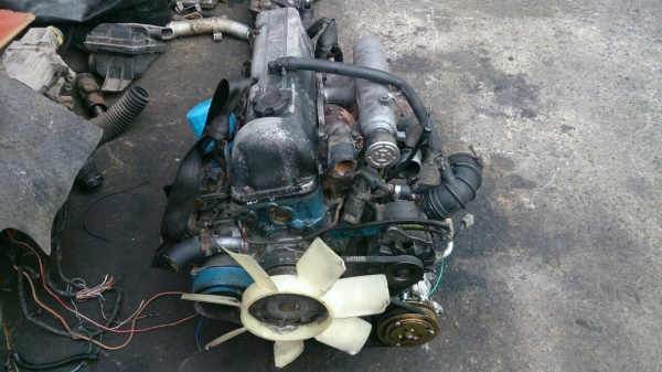 ขายเครื่องยนต์ดีเซลเทอร์โบขับหลัง