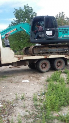 มารับรถกลับบ้านพร้อมขายลูกค้าท่านใดสนใจรถเหมือใหม่2,000ชั่วโมง 2,750,000 090-772-3710 098-539-6074