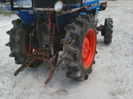 ขายรถไถมิสซูมิสชิ เครื่องดี 35 แรง  4WD  พร้อมใช้ สวยๆ สีเดิมๆ