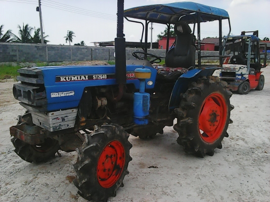 ขายรถไถมิสซูมิสชิ เครื่องดี 35 แรง  4WD  พร้อมใช้ สวยๆ สีเดิมๆ