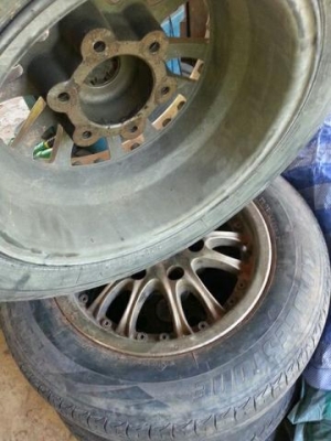 ล้อ2ชุด