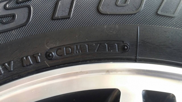 ขายแม็กพร้อมยาง ถอดจาก Isuzu Gold