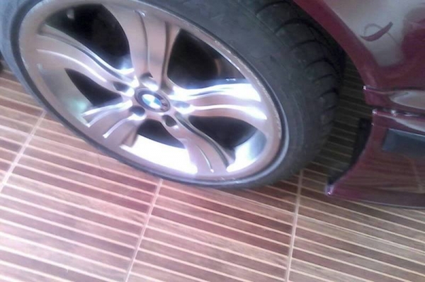 รถเก๋งสภาพสวยพร้อมใช้190000บาท