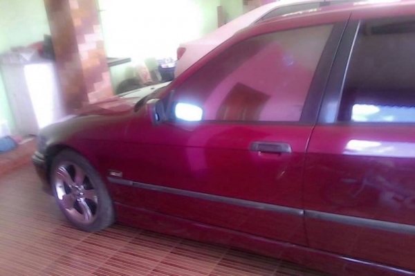 รถเก๋งสภาพสวยพร้อมใช้190000บาท