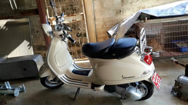 ขาย เวสป้า