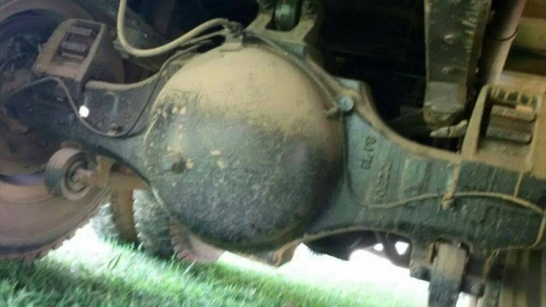 HINO  KT   725   2  เพลาสวยพร้อมใช้ราคา550,000 090-772-3710 098-539-6074