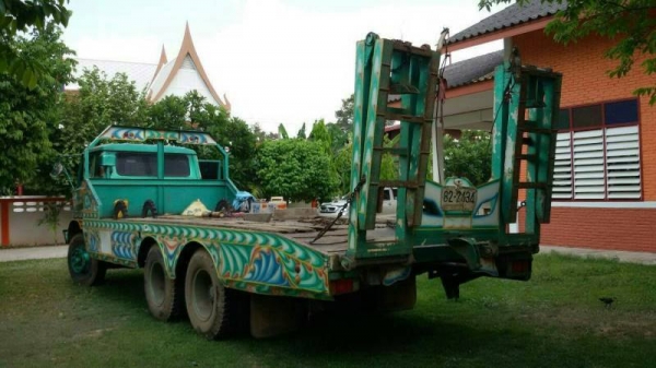 HINO KT 725 2 เพลาสวยพร้อมใช้ราคา550,000 090-772-3710 098-539-6074 HINO KT 725 2 เพลาสวยพร้อมใช้ราคา550,000 090-772-3710 098-539-6074