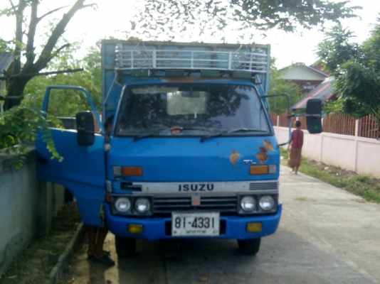 หกล้อมือสองสภาพดีราคาถูกครับอีซูซุ 85แรง