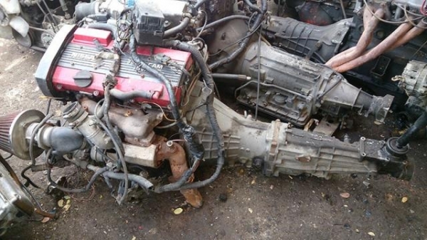 ขายเครื่องยนต์เบนซินขับหลังเทอร์โบเกียร์ธรรมดา