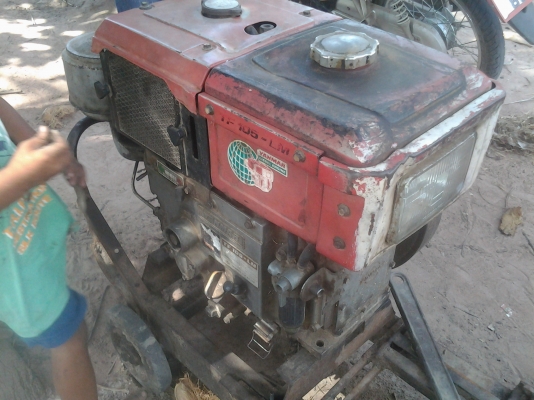 ขายตามสภาพเครื่องยันมาร์10.5แรงจ้าวโลกเครื่องติดปกติ