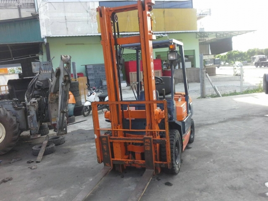 TCM FD25 Z3ขนาด2.5ตัน เสาสูง4เมตร เกียร์ออร์โต้ เครื่องยนต์ดีเซลC240 รถญี่ปุ่นแท้นำเข้า พร้อมใช้ รับประกันเครื่องเกียร์6เดือน ราคาต่อรองได้0816161541