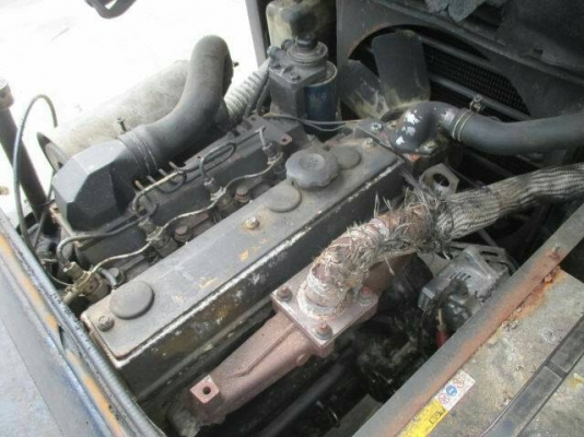 KOMATSU FD30-11ขนาด3ตัน เสาสูง4เกียร์ธรรมดา เครื่องยนต์ดีเซล4D95 งาฮิ้งฟอล์คกระดกได้ รถญี่ปุ่นแท้ ราคาต่อรองได้0816161541