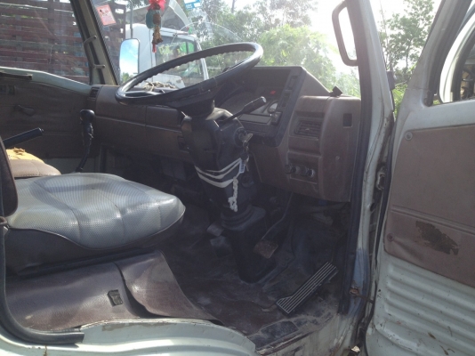 ฮีโน่ 6 ล้อ KM 779 เครื่อง 117 แรง