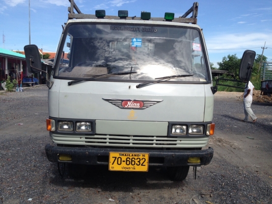 ฮีโน่ 6 ล้อ KM 779 เครื่อง 117 แรง