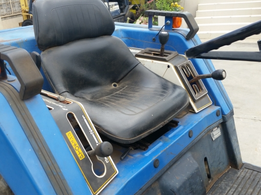 ขาย รถไถนา ISEKI 18แรง 4WD  รุ่น TU180   สองเพลา พร้อม โรตารี่ พรวนดิน มือสองญี่ปุ่น มือถือ /LINE ID :0818753444