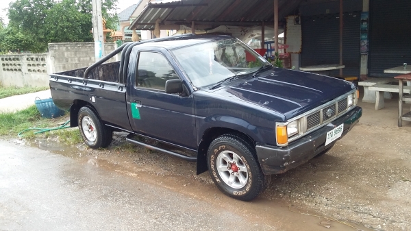 สวยๆมาอีกแร้วคับพร้อมใช้แอร์เย้นพวงมาลัยเพาเวอร์เบาๆๆคับยางสภาพ80เปอเซ็นสวยๆๆ