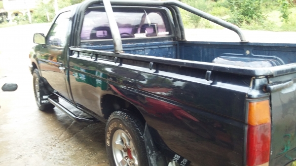 สวยๆมาอีกแร้วคับพร้อมใช้แอร์เย้นพวงมาลัยเพาเวอร์เบาๆๆคับยางสภาพ80เปอเซ็นสวยๆๆ