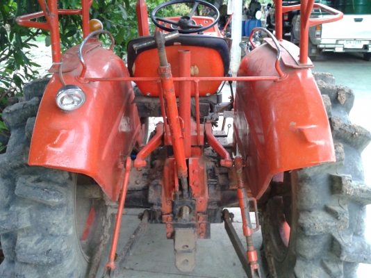 รถไถคูโบต้า 26 แรง