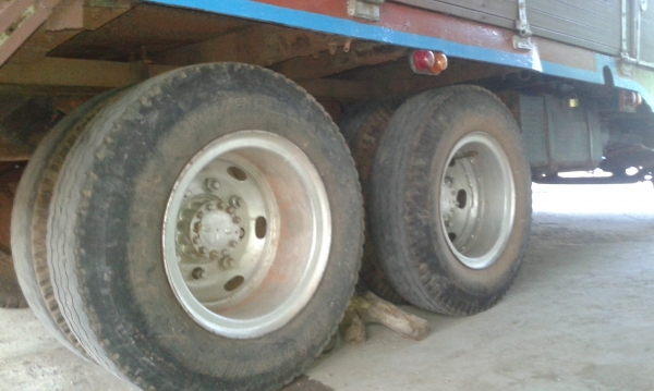 สิบล้อ2เพา เกียร์ใหญ่ 6เดินหน้า~165แรง 2เพา สโลส 4สปีสอินเตอร์ ช่วงล่าง FUSO ไอัหลง สภาพดีใช้งานตลอด ทะเบียนพร้อมโอน (ราคา 329,000)ต่อรองได้