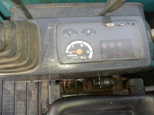 ขาย kubota k 035 รถ 3ตัันครึ่ง คอนโทนน้ำมันปั้มนิ้วแทรคเหล็กไหม่