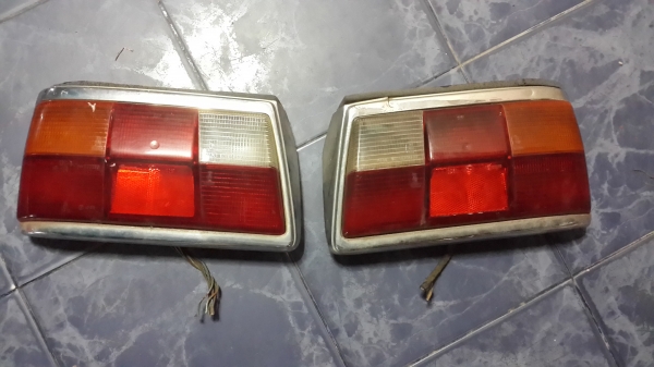 ไฟท้าย 520E12